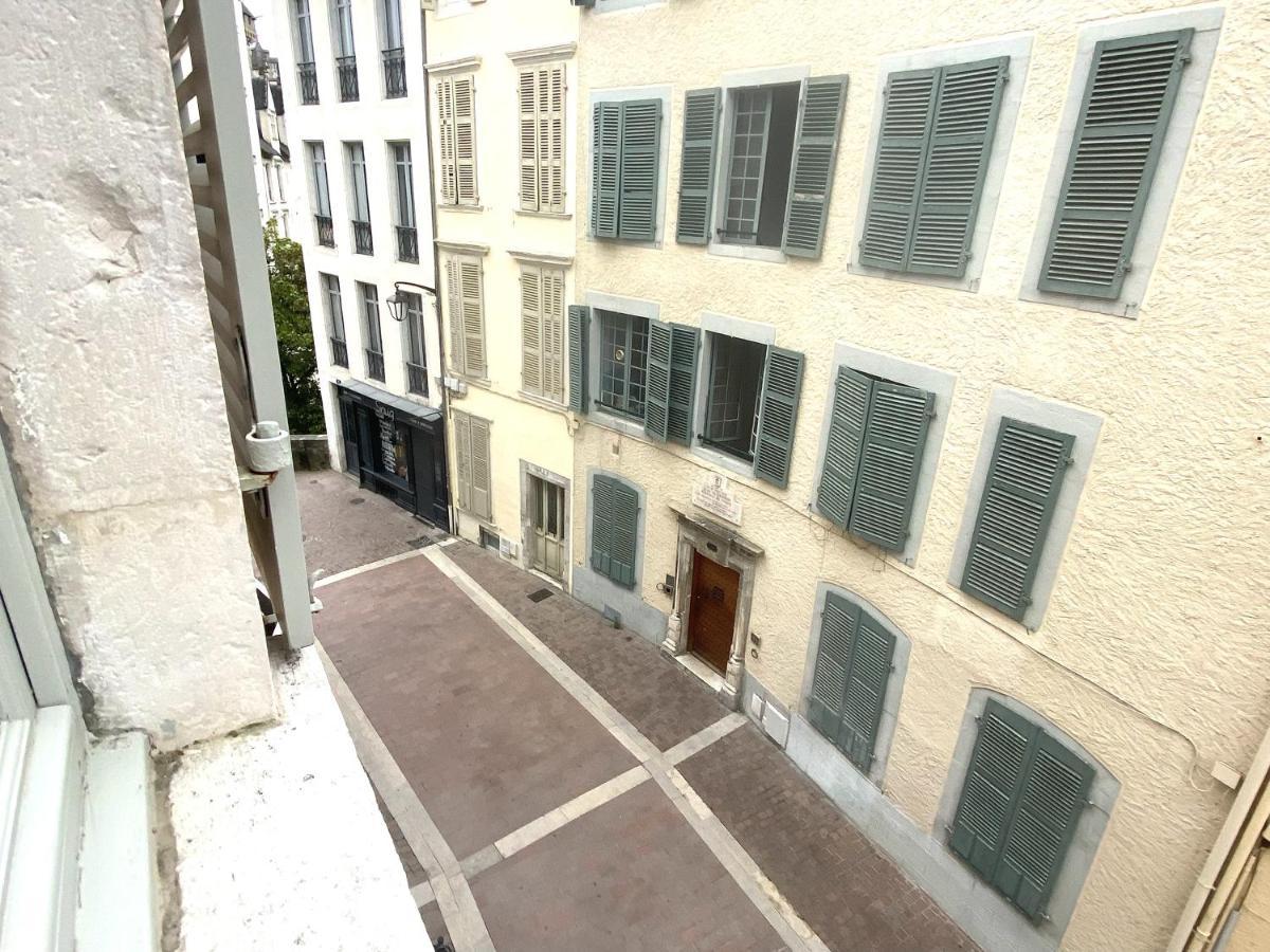 Floydroom'S Pau Chambre Hotes Dans Appartement Partage Proche Chateau Εξωτερικό φωτογραφία